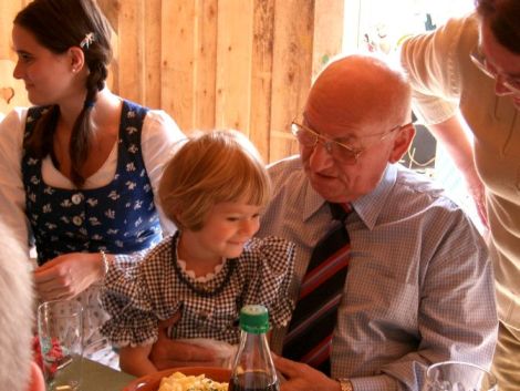 07.jpg, 77556 bytes, 26/11/03