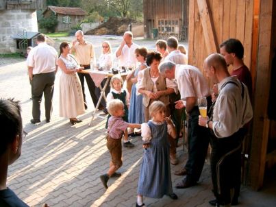 44.jpg, 73005 bytes, 26/11/03