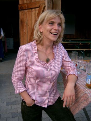 54.jpg, 74200 bytes, 26/11/03