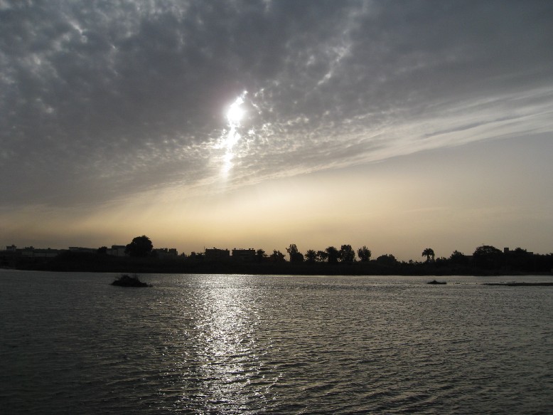 IMG_0990.JPG, 107450 bytes, 22/02/2008